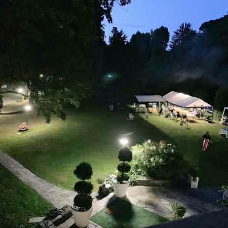 "La Selvetta" Bed And Breakfast Buguggiate Экстерьер фото