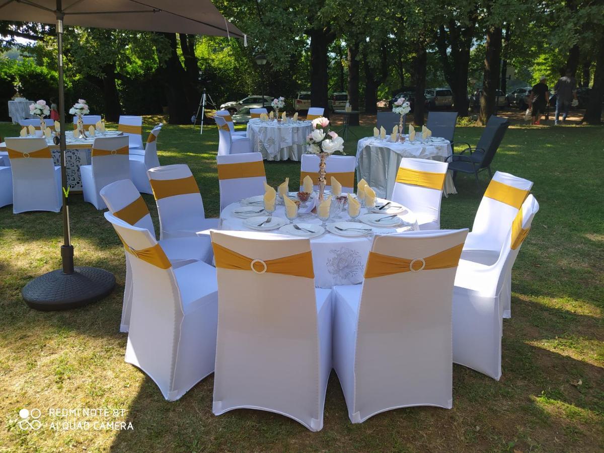 "La Selvetta" Bed And Breakfast Buguggiate Экстерьер фото