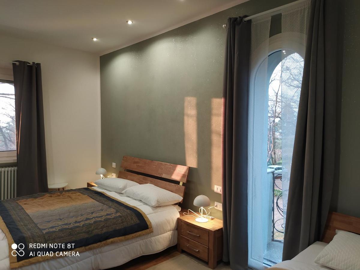 "La Selvetta" Bed And Breakfast Buguggiate Экстерьер фото