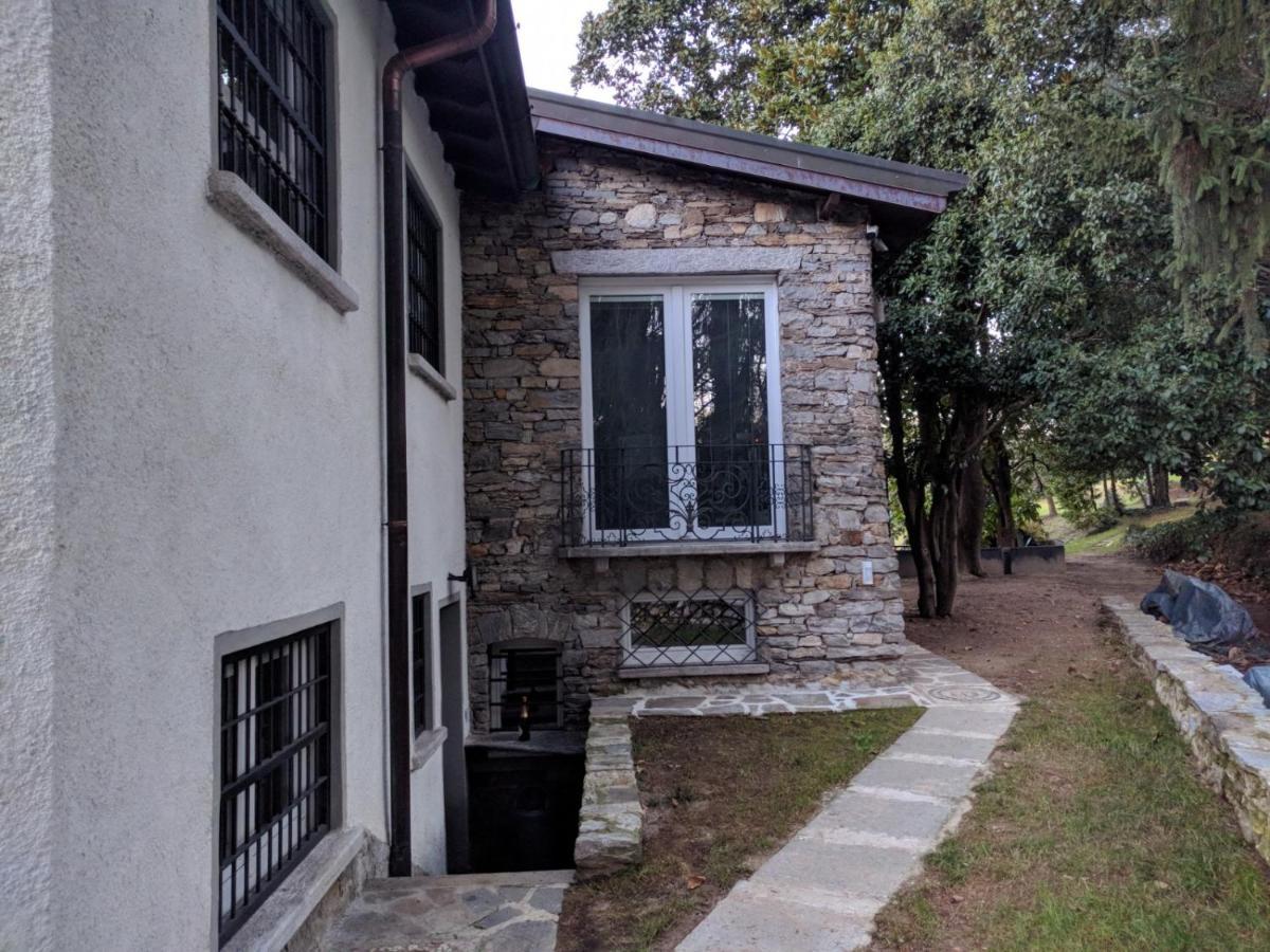 "La Selvetta" Bed And Breakfast Buguggiate Экстерьер фото